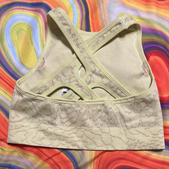 Gym Shark Cross Bra - Picture 3 of 3